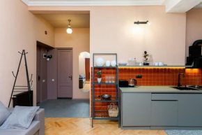 Spacious 1BR Apartment In The Heart of Tbilisi